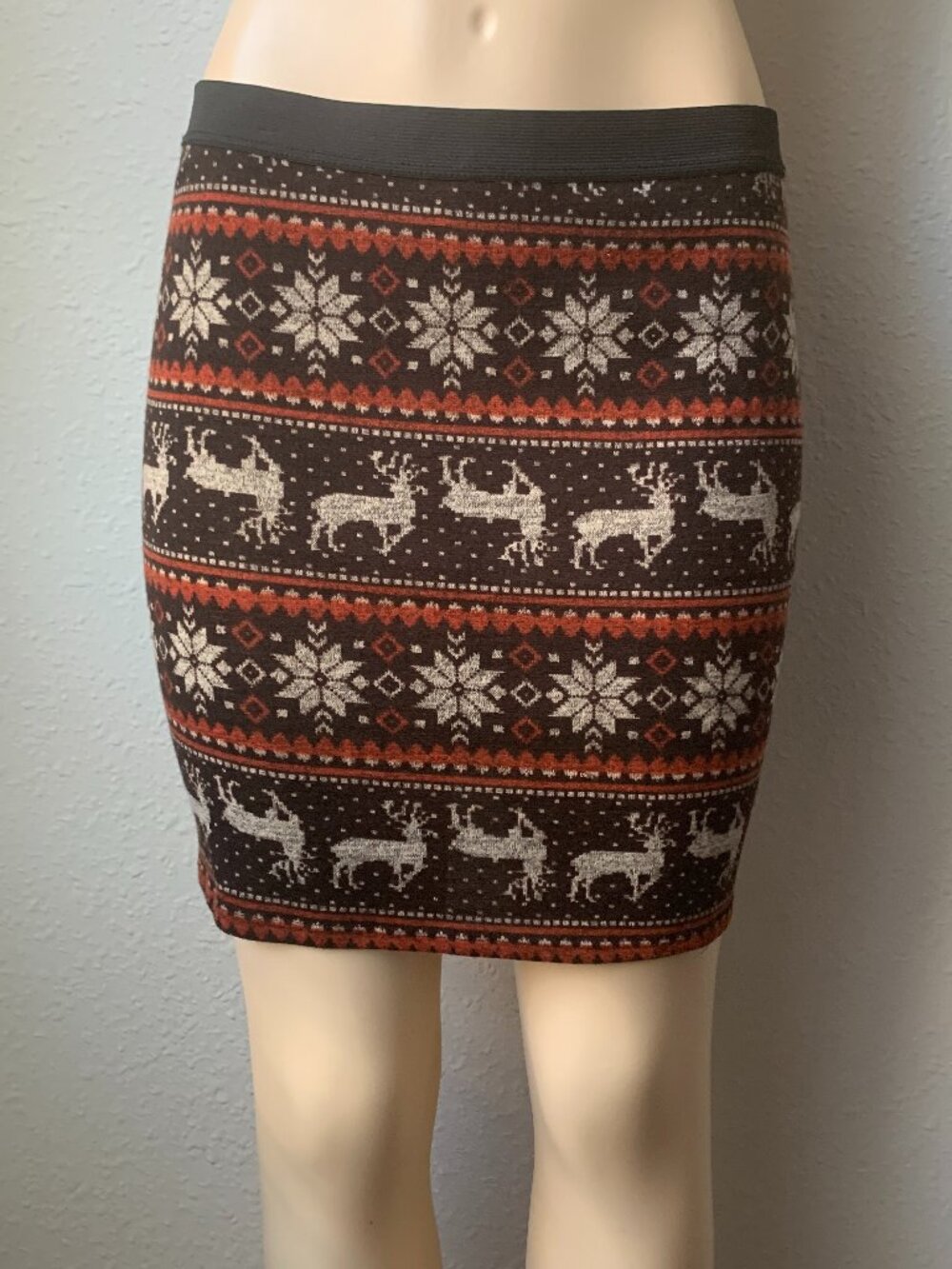 Reindeer Snowflake Fair Isle Knit Sweater Mini Skirt Brown Small